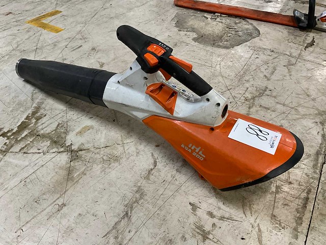Stihl bga200 bladblazer - afbeelding 2 van  6
