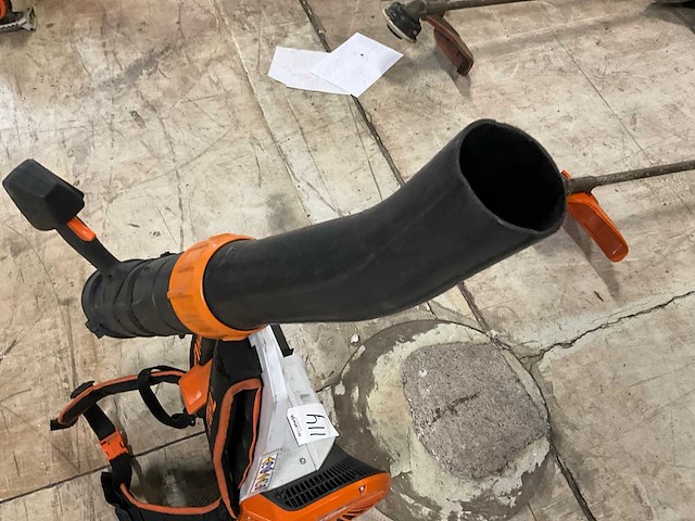 Stihl bga300 rugzak bladblazer - afbeelding 8 van  10