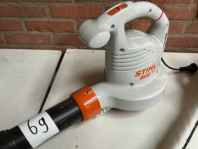 Stihl bge71 bladblazer - afbeelding 2 van  5