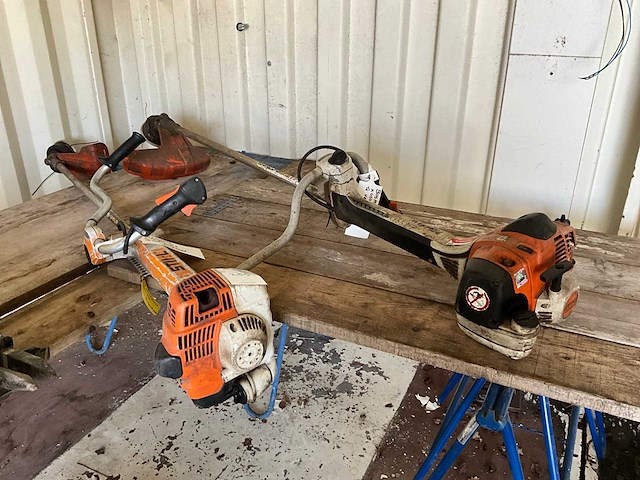 Stihl bosmaaier (2x) - afbeelding 1 van  5