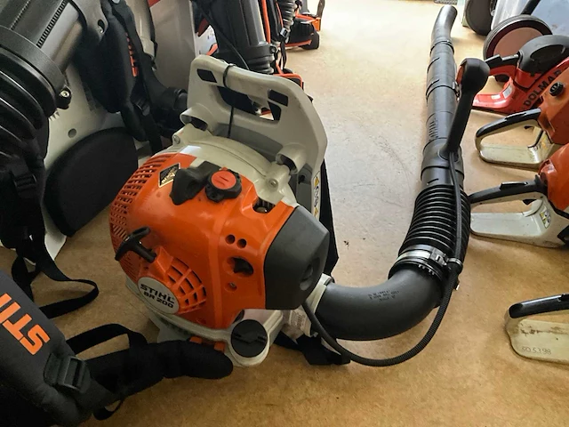 Stihl br 200 rug 2023 bladblazer - afbeelding 1 van  7