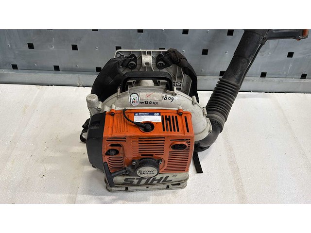 Stihl br 420 c bladblazer - afbeelding 4 van  8