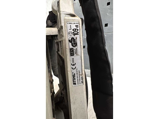 Stihl br 420 c bladblazer - afbeelding 5 van  8