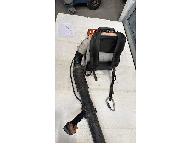 Stihl br 420 c bladblazer - afbeelding 7 van  9