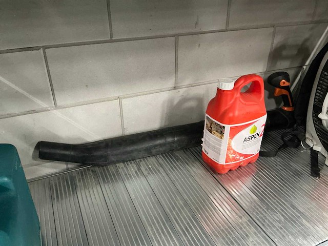Stihl br 430 bladblazer - afbeelding 1 van  2