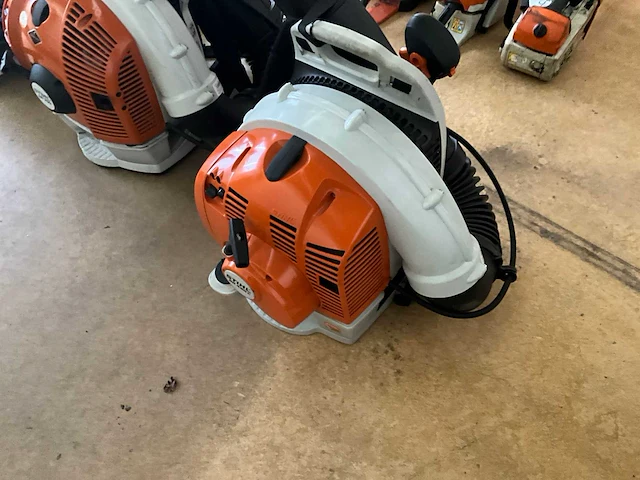 Stihl br 450 cef rug bladblazer - afbeelding 2 van  7