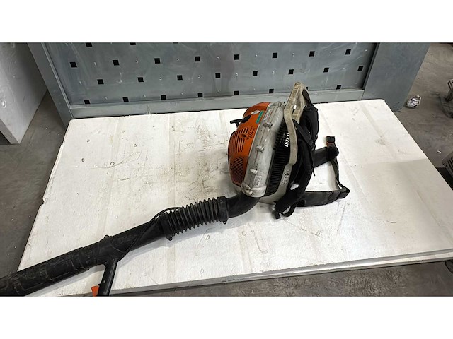 Stihl br 600 bladblazer - afbeelding 2 van  7