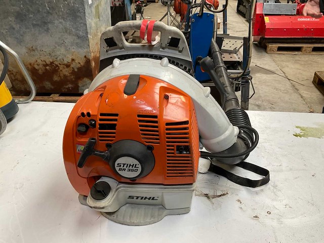 Stihl br350 ruggedragen bladblazer - afbeelding 2 van  3