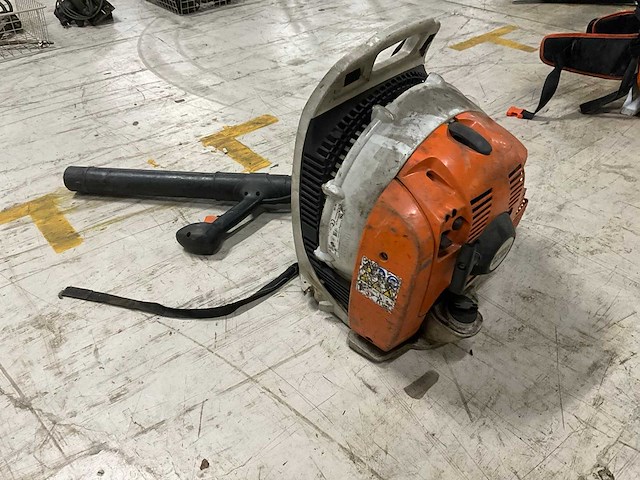 Stihl br350 rugzak bladblazer - afbeelding 2 van  6