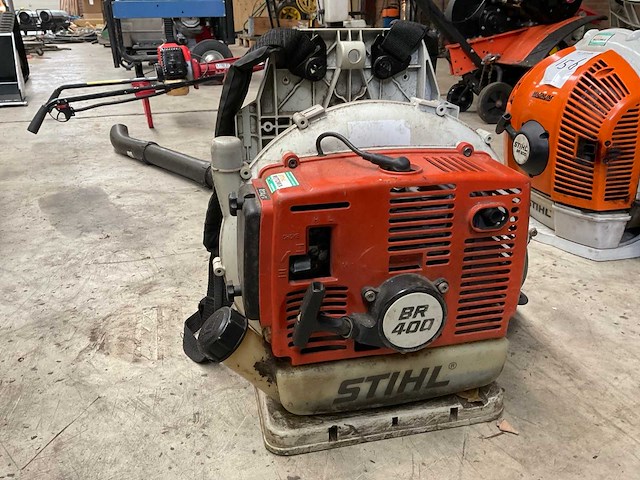 Stihl br400 ruggedragen bladblazer - afbeelding 2 van  5