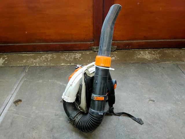 Stihl br450 - bladblazer - afbeelding 3 van  4