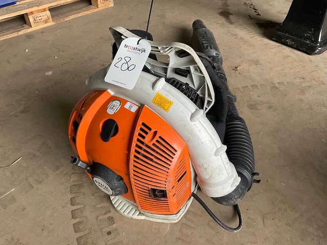 Stihl br500 benzine bladblazer - afbeelding 3 van  5