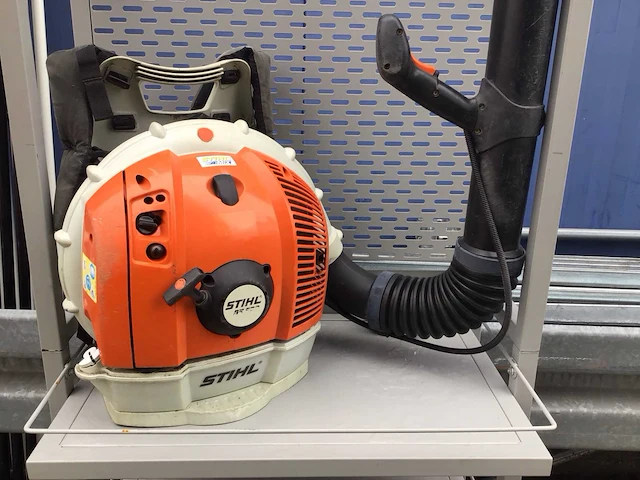 Stihl br550 bladblazer - afbeelding 1 van  4