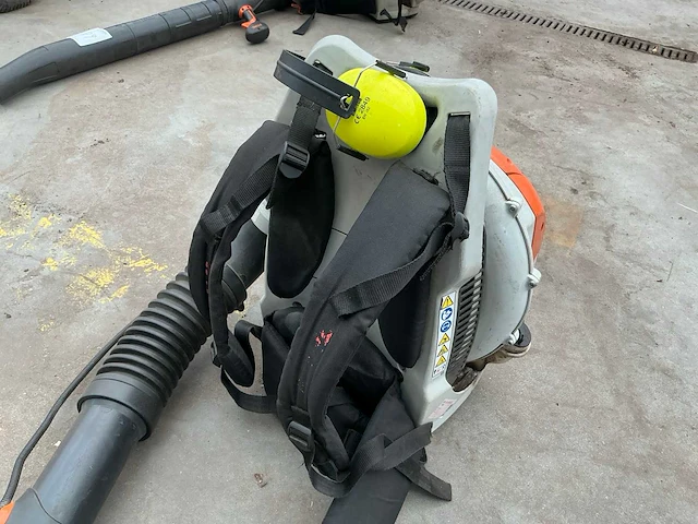 Stihl br600 bladblazer - afbeelding 6 van  7