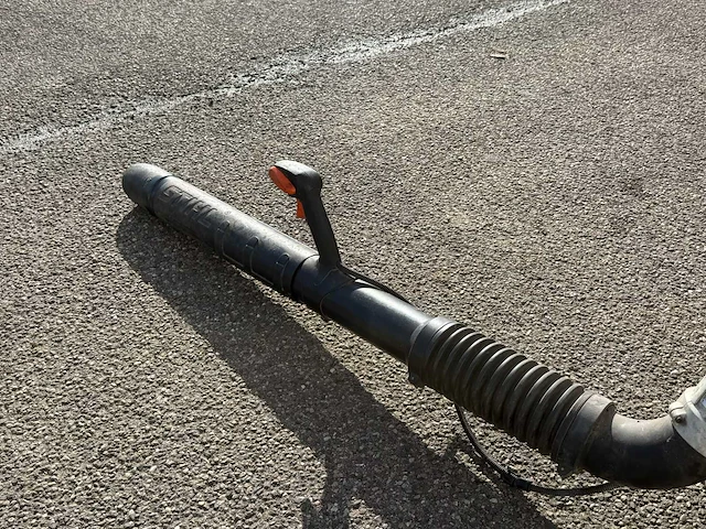 Stihl br600 bladblazer - afbeelding 6 van  7