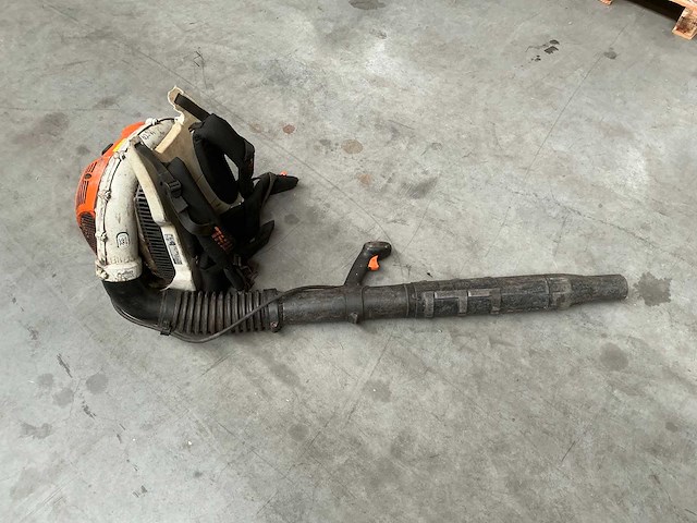 Stihl br600 ruggedragen bladblazer - afbeelding 1 van  6