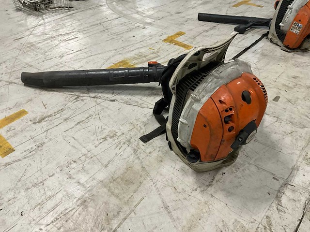 Stihl br600 rugzak bladblazer - afbeelding 1 van  3