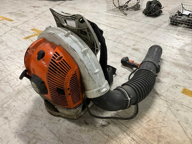 Stihl br700 rugzak bladblazer - afbeelding 3 van  7