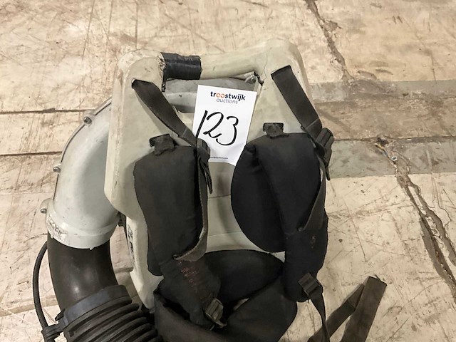 Stihl br700 rugzak bladblazer - afbeelding 5 van  5