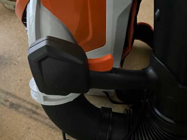 Stihl bra 600 rug bladblazer - afbeelding 4 van  8