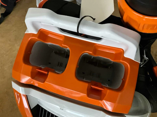 Stihl bra 600 rug bladblazer - afbeelding 6 van  9