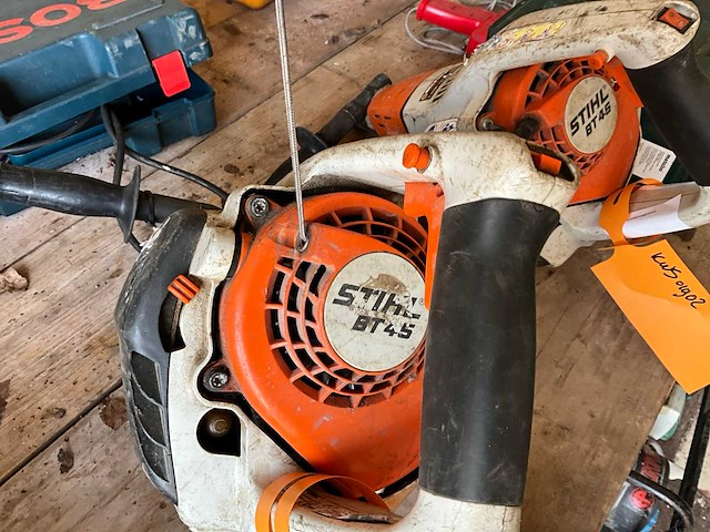Stihl bt 45 benzine boormachine - afbeelding 5 van  6