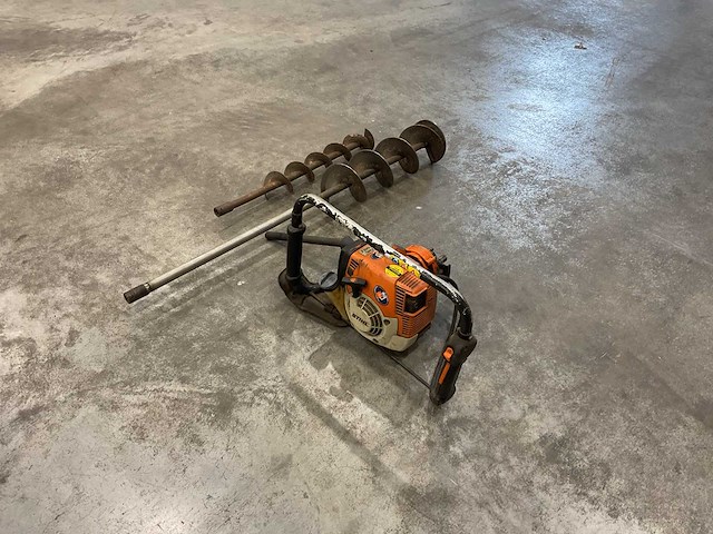 Stihl bt120c benzine grondboor - afbeelding 2 van  6