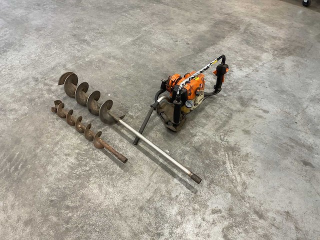 Stihl bt120c benzine grondboor - afbeelding 3 van  6
