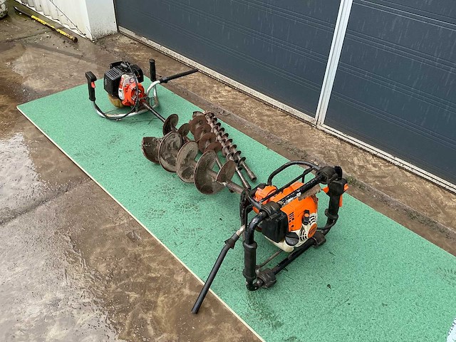 Stihl bt121 grondboor (2x) - afbeelding 1 van  7