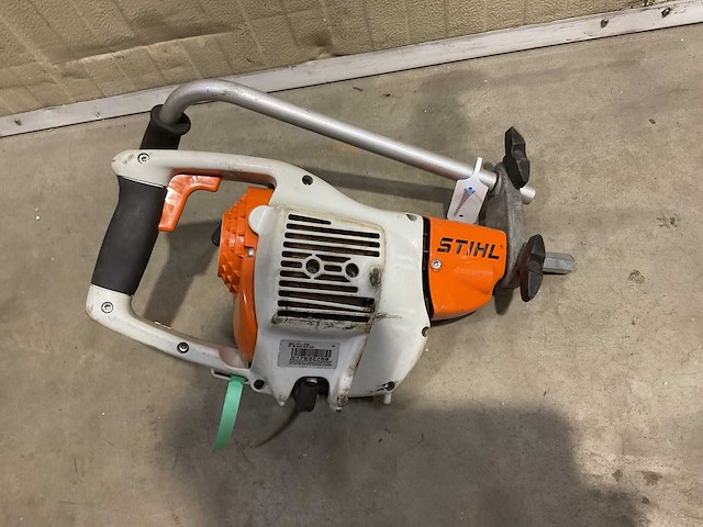 Stihl bt121 grondboor - afbeelding 3 van  4