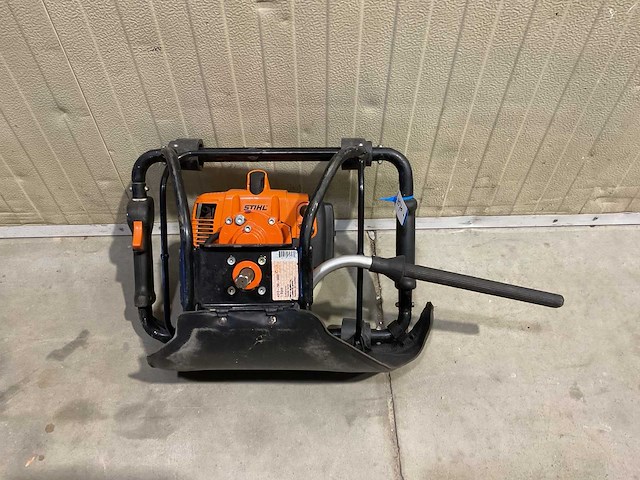 Stihl bt121 grondboor - afbeelding 3 van  3