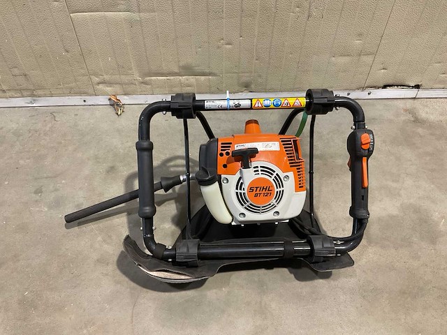 Stihl bt121 grondboor - afbeelding 1 van  4