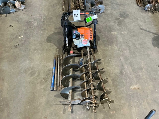 Stihl bt130 grondboor - afbeelding 1 van  8