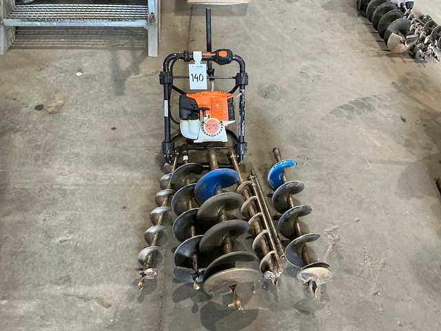 Stihl bt131 grondboor - afbeelding 1 van  5