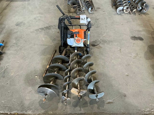 Stihl bt131 grondboor - afbeelding 1 van  7