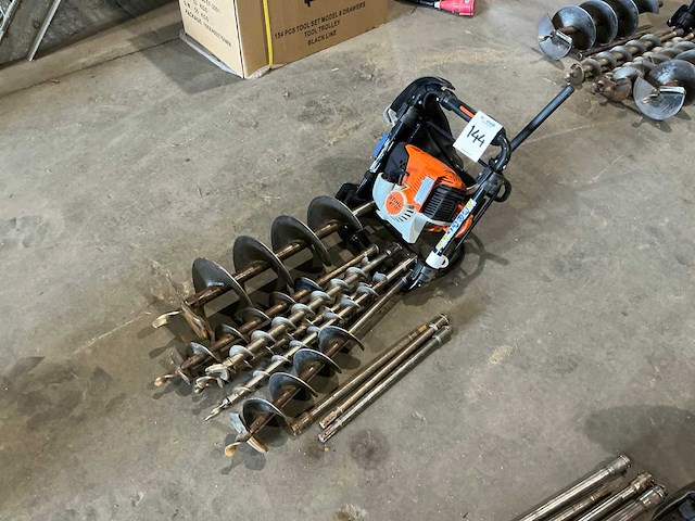 Stihl bt131 grondboor - afbeelding 2 van  9