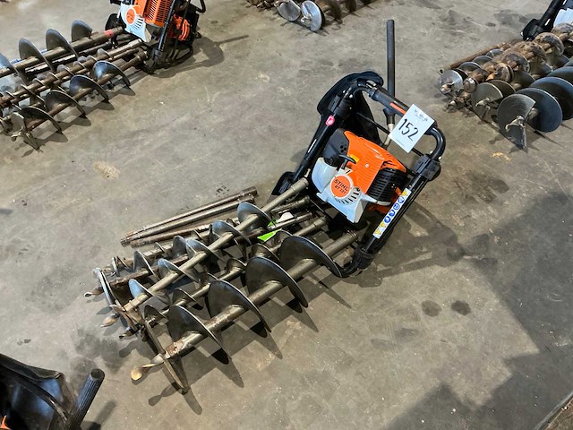 Stihl bt131 grondboor - afbeelding 2 van  7