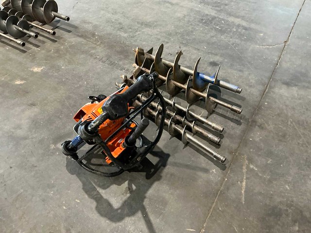 Stihl bt131 grondboor - afbeelding 5 van  7