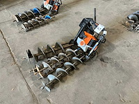 Stihl bt131 grondboor - afbeelding 2 van  6
