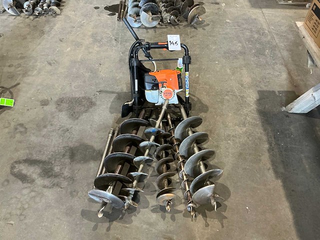 Stihl bt131 grondboor - afbeelding 1 van  8