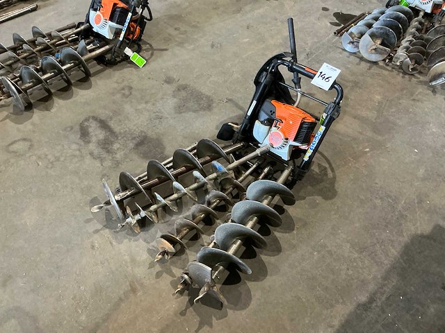 Stihl bt131 grondboor - afbeelding 2 van  8
