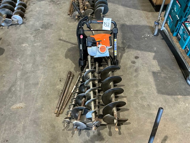 Stihl bt131 grondboor - afbeelding 1 van  4