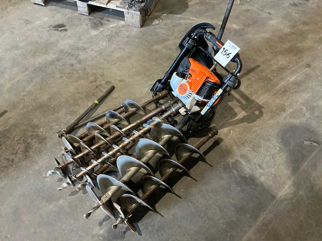 Stihl bt131 grondboor - afbeelding 2 van  9