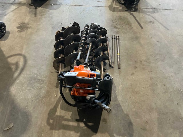Stihl bt131 grondboor - afbeelding 6 van  9