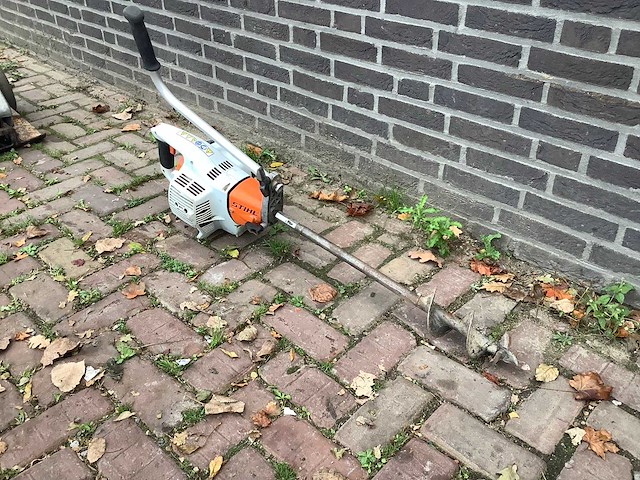 Stihl bt45 grondboor - afbeelding 5 van  5