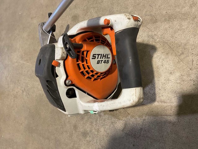 Stihl bt45 grondboor - afbeelding 3 van  4