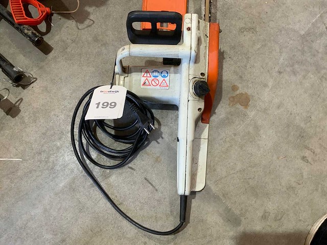 Stihl e 220 c kettingzaag - afbeelding 4 van  4