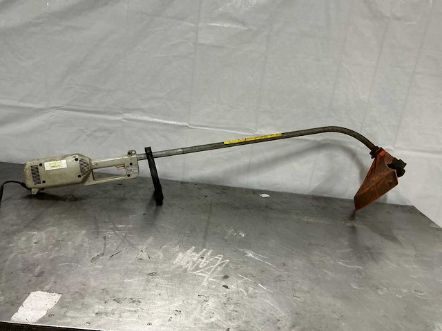 Stihl fe 55 bosmaaier - afbeelding 1 van  6