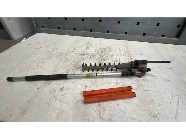 Stihl fh 135 heggenschaarkop - afbeelding 2 van  6