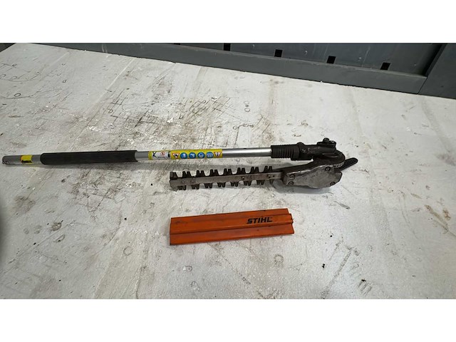 Stihl fh 135 heggenschaarkop - afbeelding 1 van  4